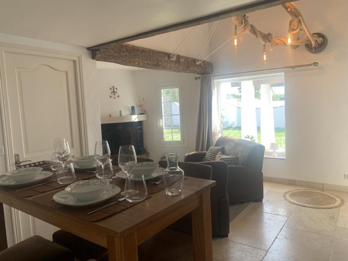 Appartement Domaine Du Soleil Couchant Сен Мари де ла Мер Екстериор снимка