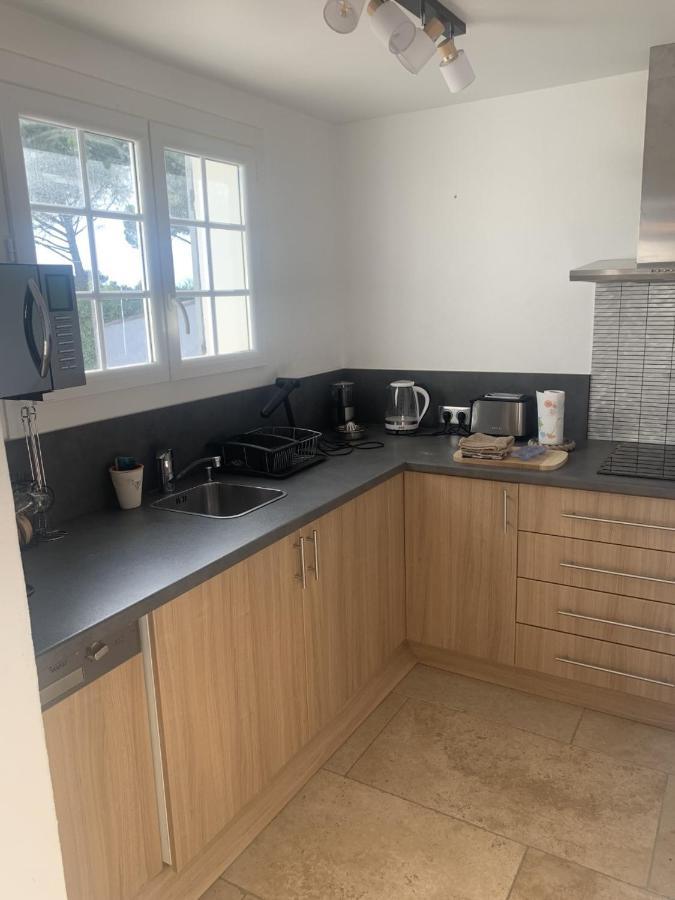 Appartement Domaine Du Soleil Couchant Сен Мари де ла Мер Екстериор снимка